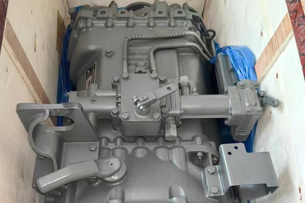 トラックの送信はいくつありますか？